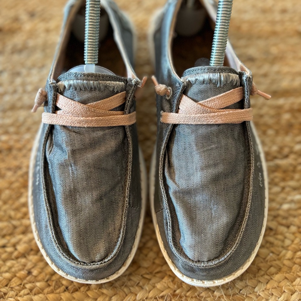 Hey dude’s Boho Grey‎ Women’s  Sz. 6